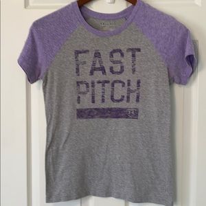 Under Armour Tee: Fast Pitch Sz small